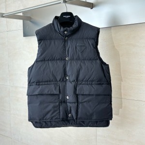 프라다 리나일론 패딩 조끼