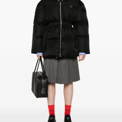 프라다 리나일론 후드 푸퍼 자켓