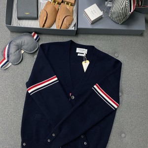 톰브라운 밀라노 스티치 암밴드 가디건