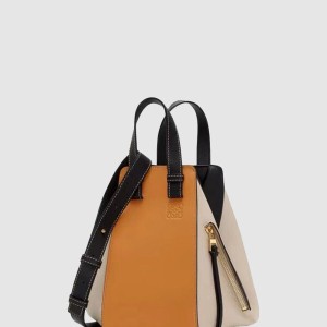 클래식 카프스킨 소재의 해먹 컴팩트 백