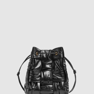 스몰 카세트 크로스바디 버킷백 717187