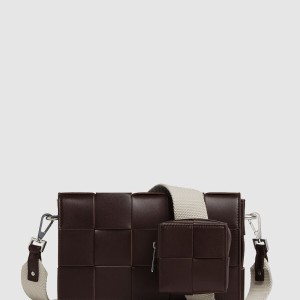 다양하게 활용할 수 있는 스트랩을 갖춘 카세트 741777